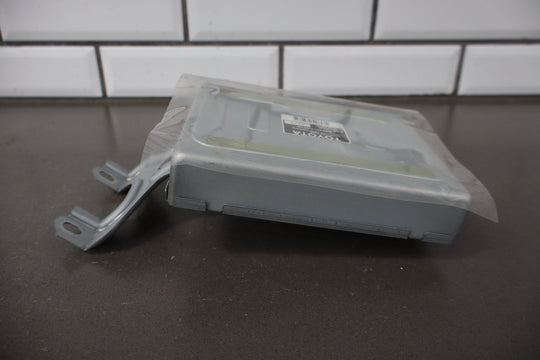 2003 Lexus SC430 Convertible Top Control Module 89720 - 24010 OEM