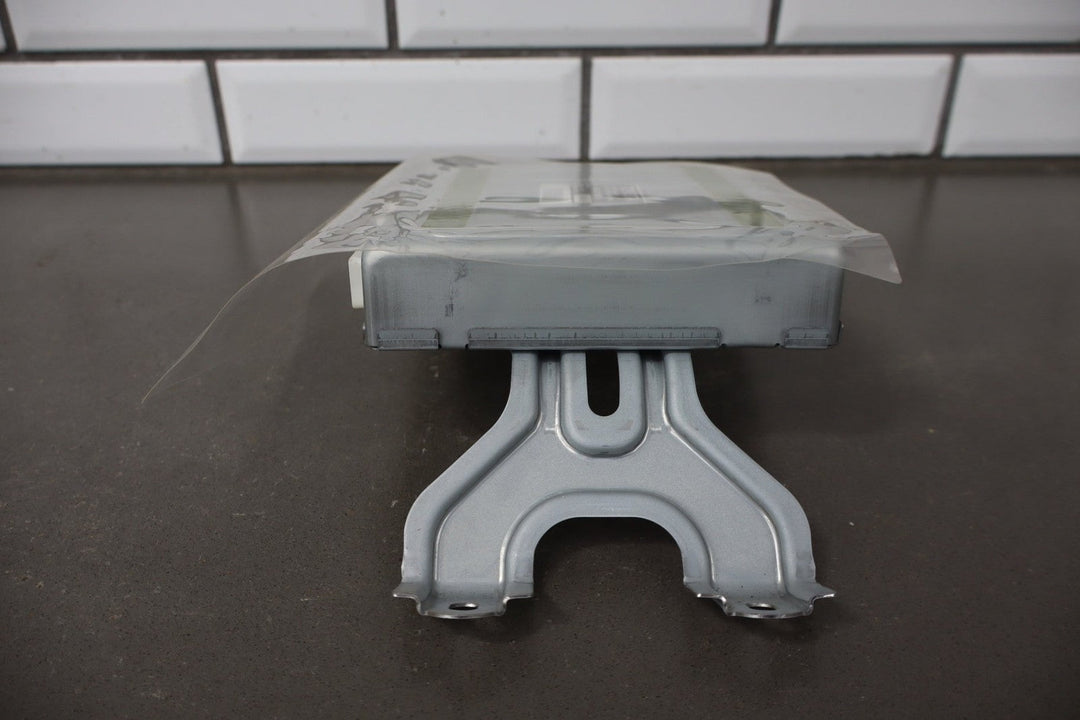 2003 Lexus SC430 Convertible Top Control Module 89720 - 24010 OEM
