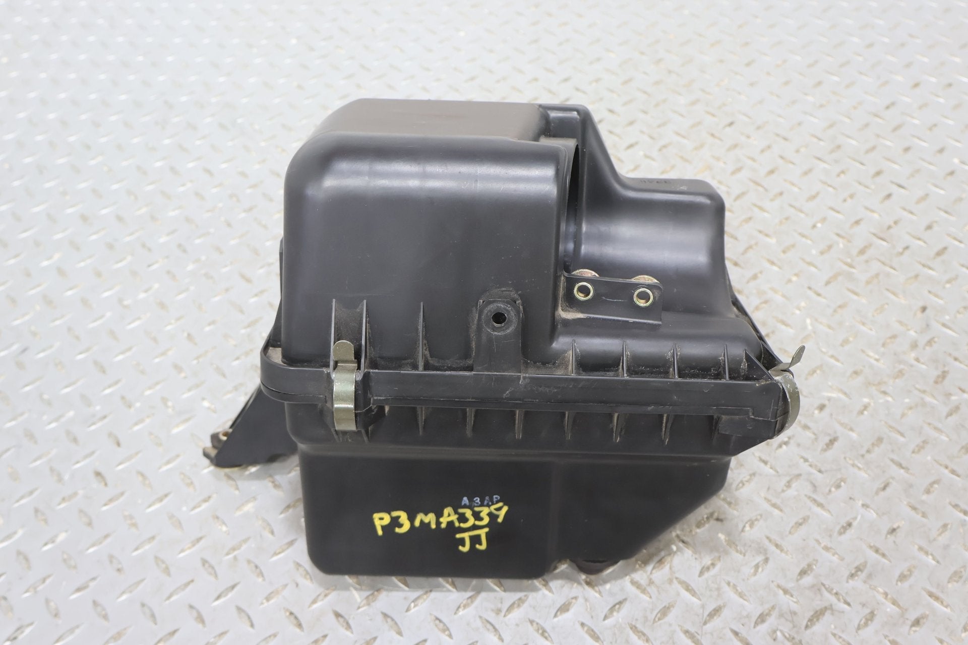 2003 Mazda MX-5 Miata- Air Cleaner/Box