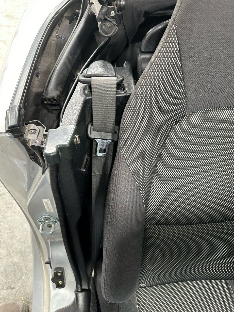 2003 Mazda MX-5 Miata- Front Seat Belt