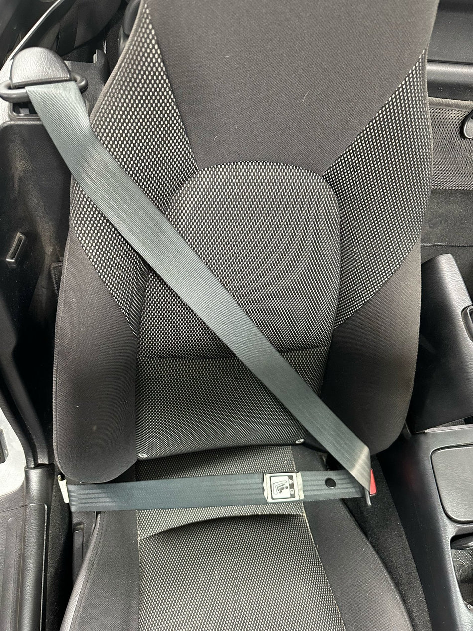 2003 Mazda MX-5 Miata- Front Seat Belt