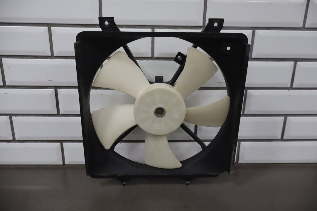 2003 Mazda MX - 5 Miata NB 1.8L Gasoline Cooling Fan BP4W15025