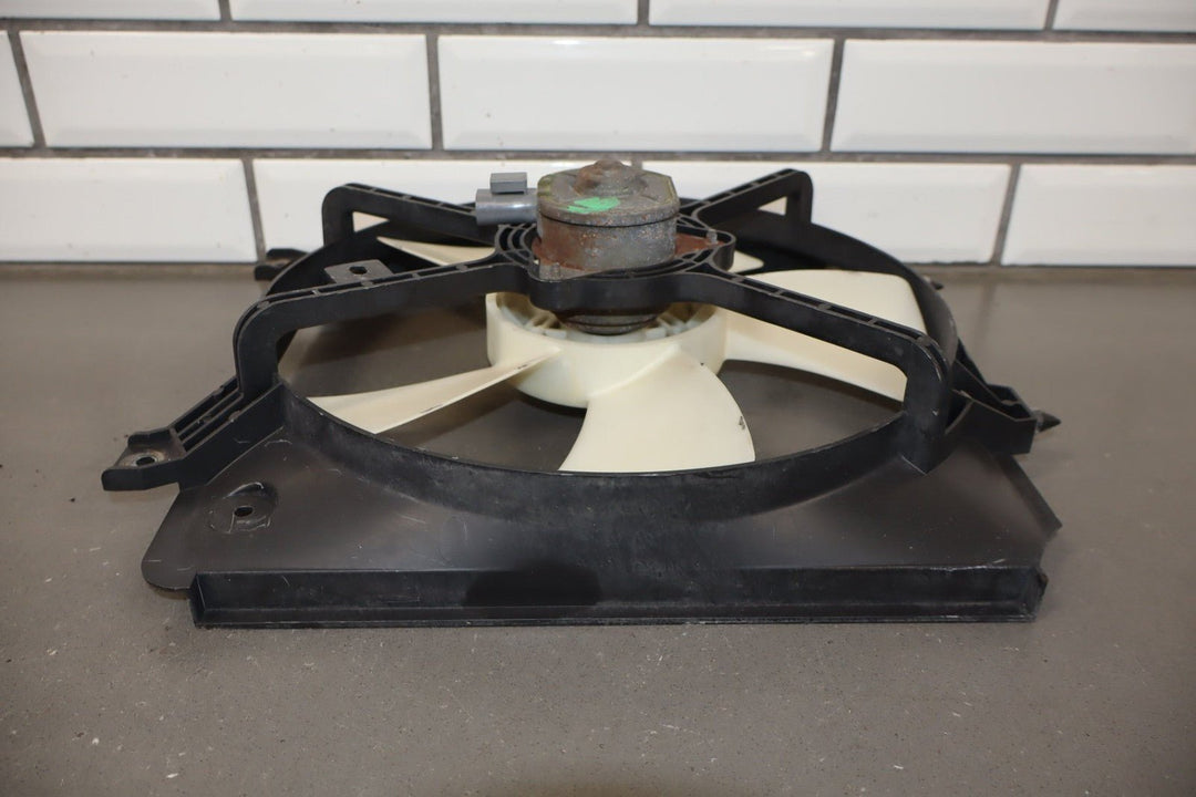 2003 Mazda MX - 5 Miata NB 1.8L Gasoline Cooling Fan BP4W15025
