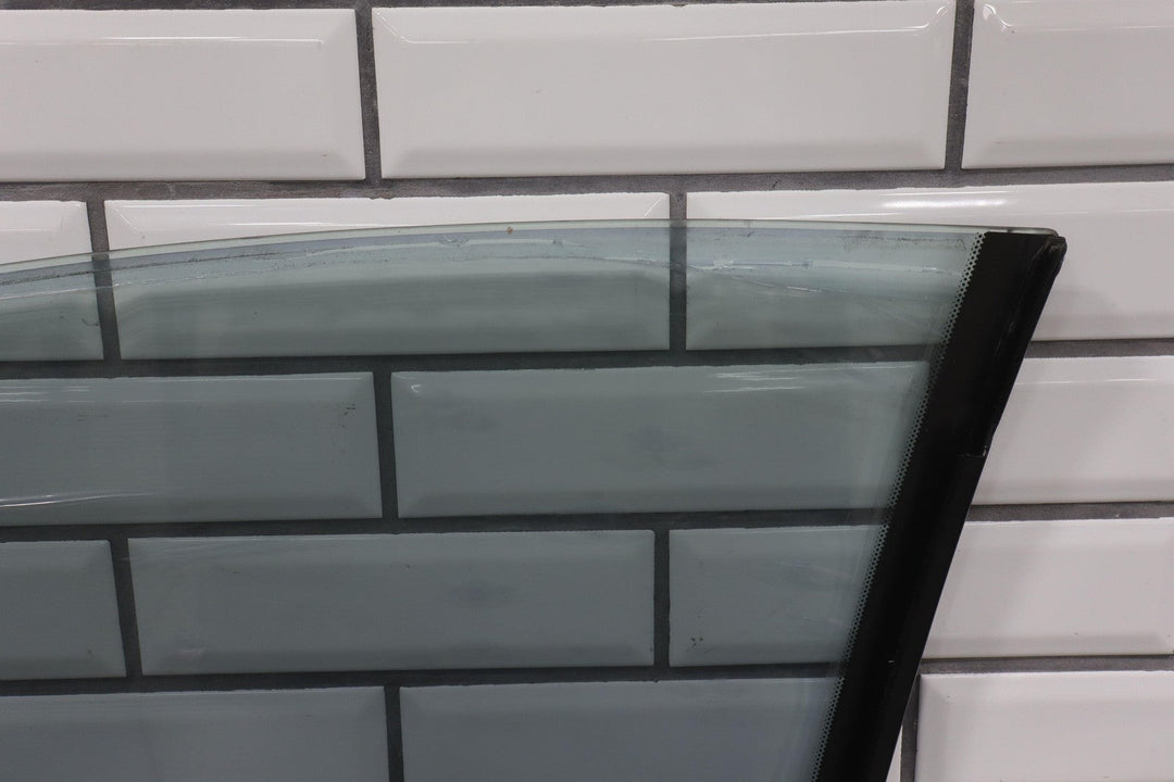 2004 - 06 Pontiac GTO (From VIN L296020) 2 Door Right Passenger Door Window Glass