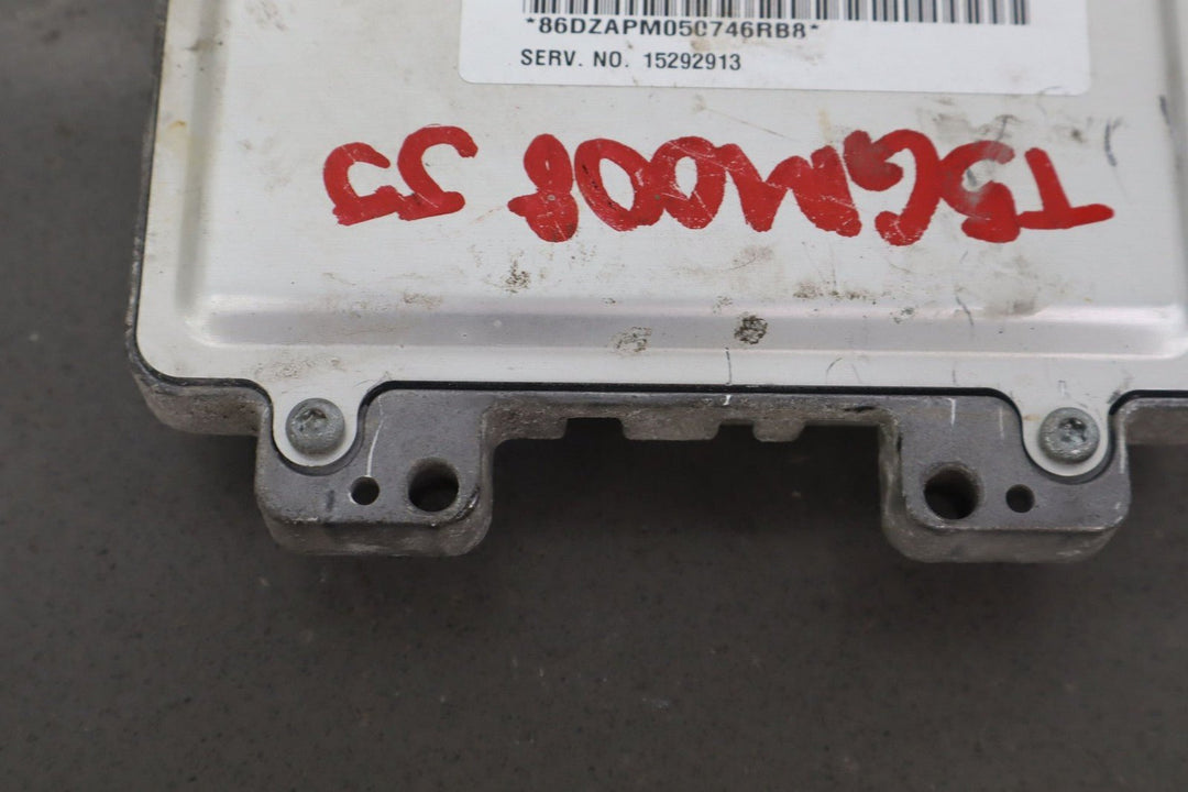 2004 - 2005 Chevy Silverado Sierra 6.6L Diesel ECM PCM Engine Module 15292913