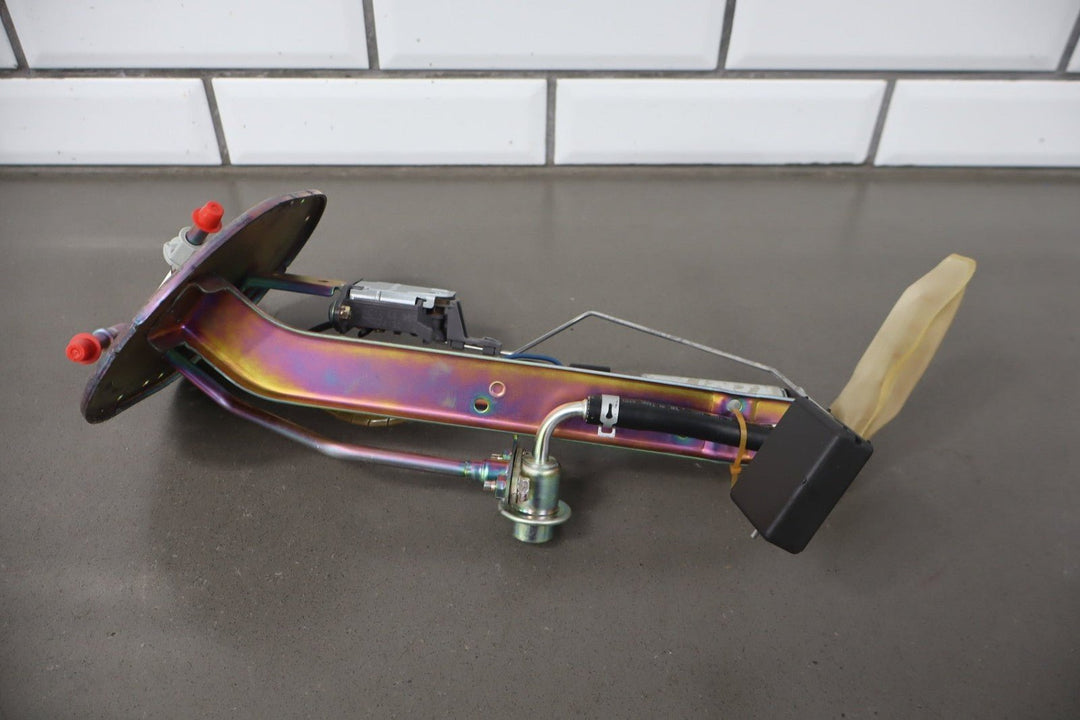 2004 - 2005 Mazda MX - 5 Miata Mazdaspeed Fuel Pump BP8J1335Z OEM