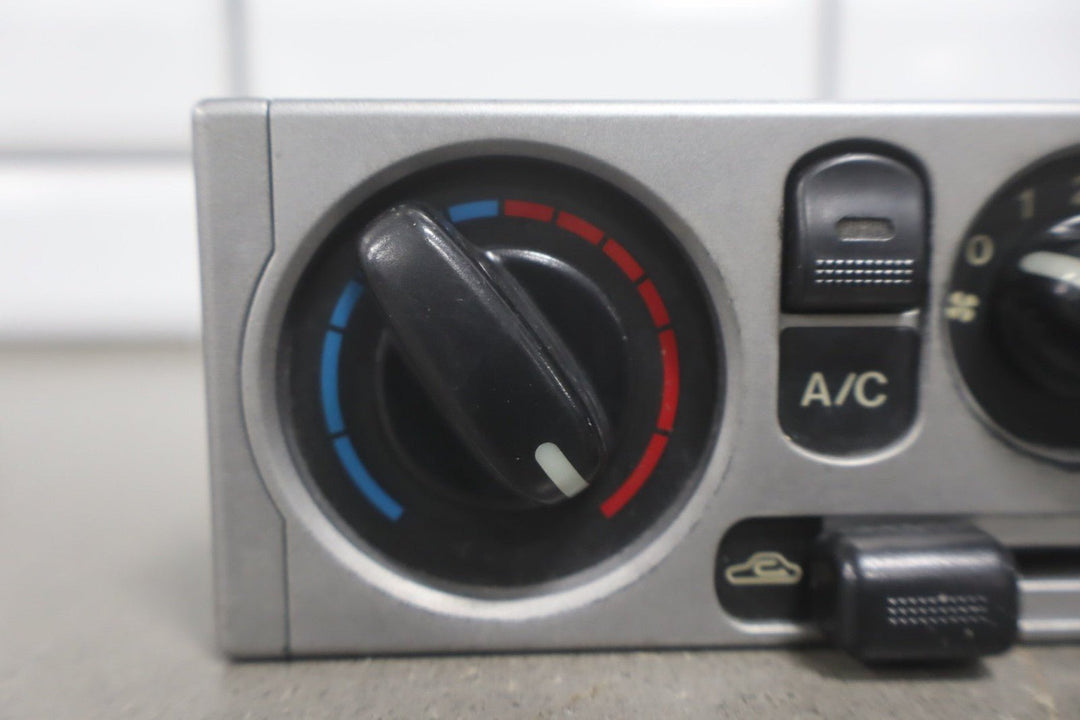 2004 - 2005 Mazda MX - 5 Miata NB2 - Climate Control