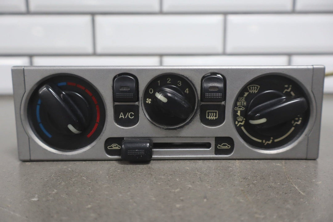 2004 - 2005 Mazda MX - 5 Miata NB2 - Climate Control