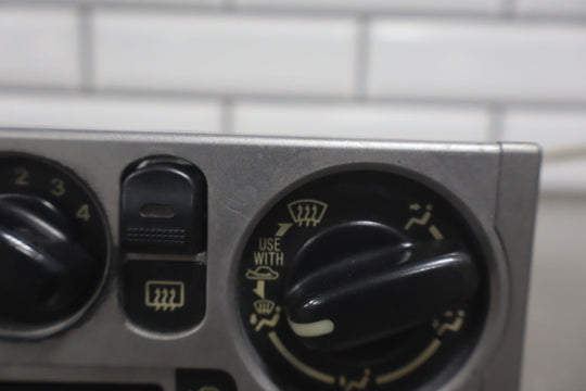 2004 - 2005 Mazda MX - 5 Miata NB2 - Climate Control