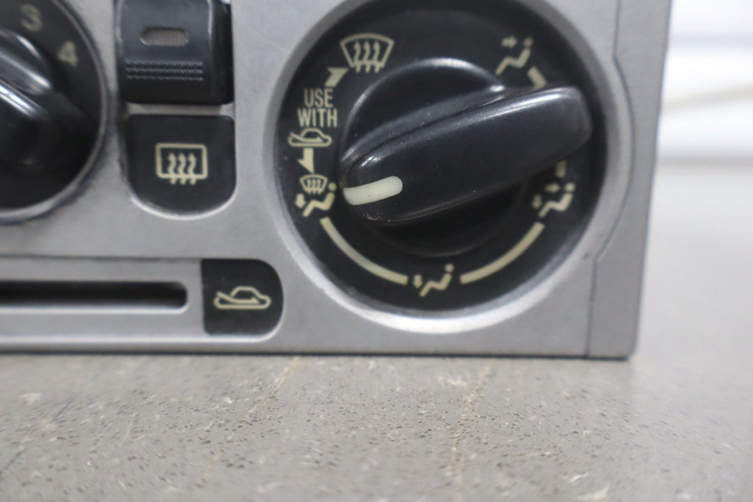 2004 - 2005 Mazda MX - 5 Miata NB2 - Climate Control