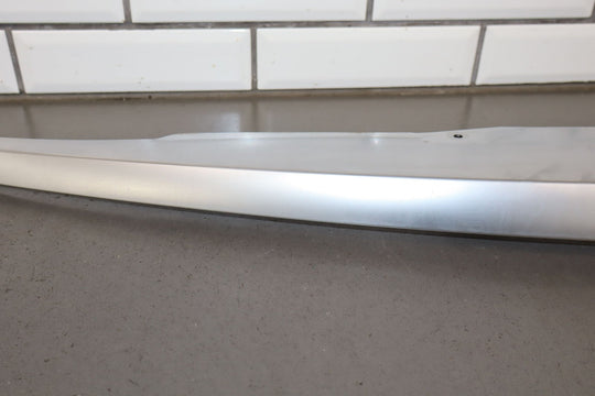 2004 - 2006 Chevy SSR OEM Grille Spear W/Weathered Bowtie *Cracked*