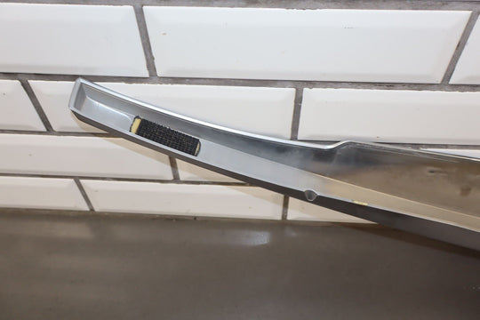 2004 - 2006 Chevy SSR OEM Grille Spear W/Weathered Bowtie *Cracked*