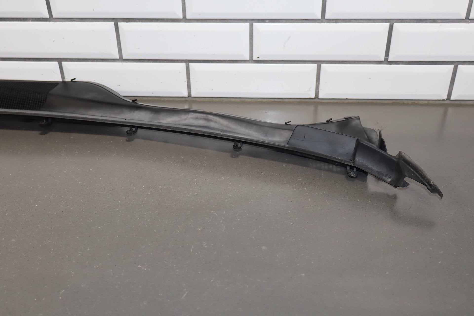 2004-2006 Lexus LS430 Cowl Vent Panel OEM