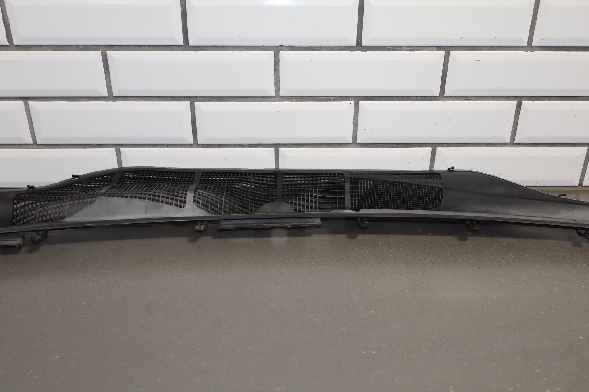 2004-2006 Lexus LS430 Cowl Vent Panel OEM