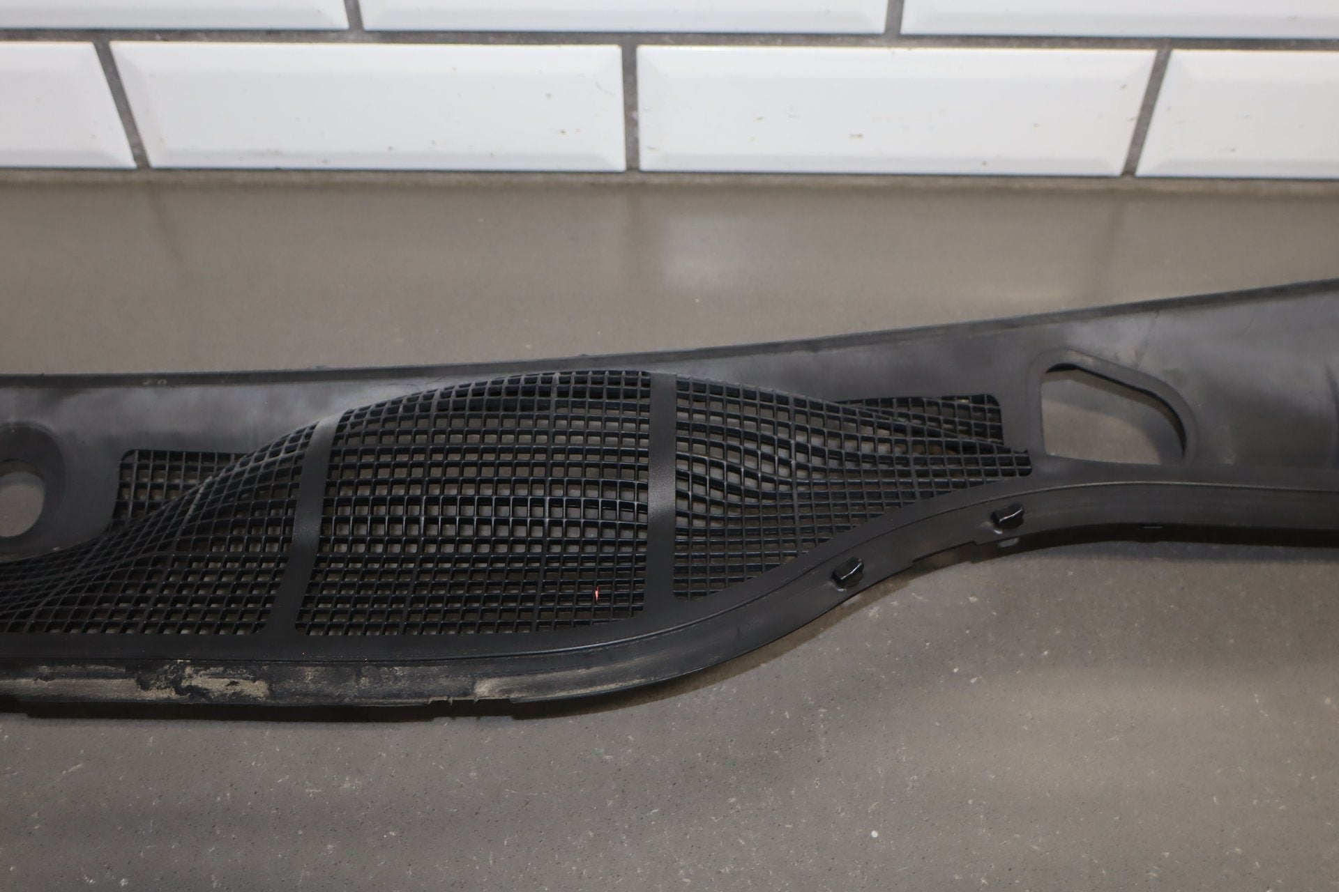 2004-2006 Lexus LS430 Cowl Vent Panel OEM