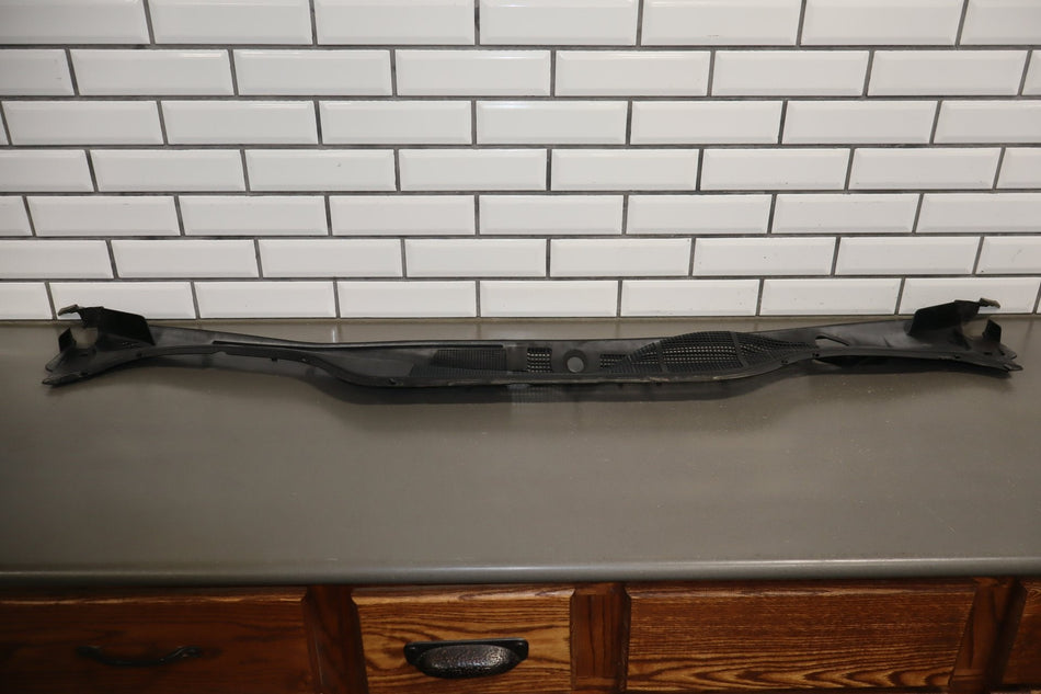 2004-2006 Lexus LS430 Cowl Vent Panel OEM