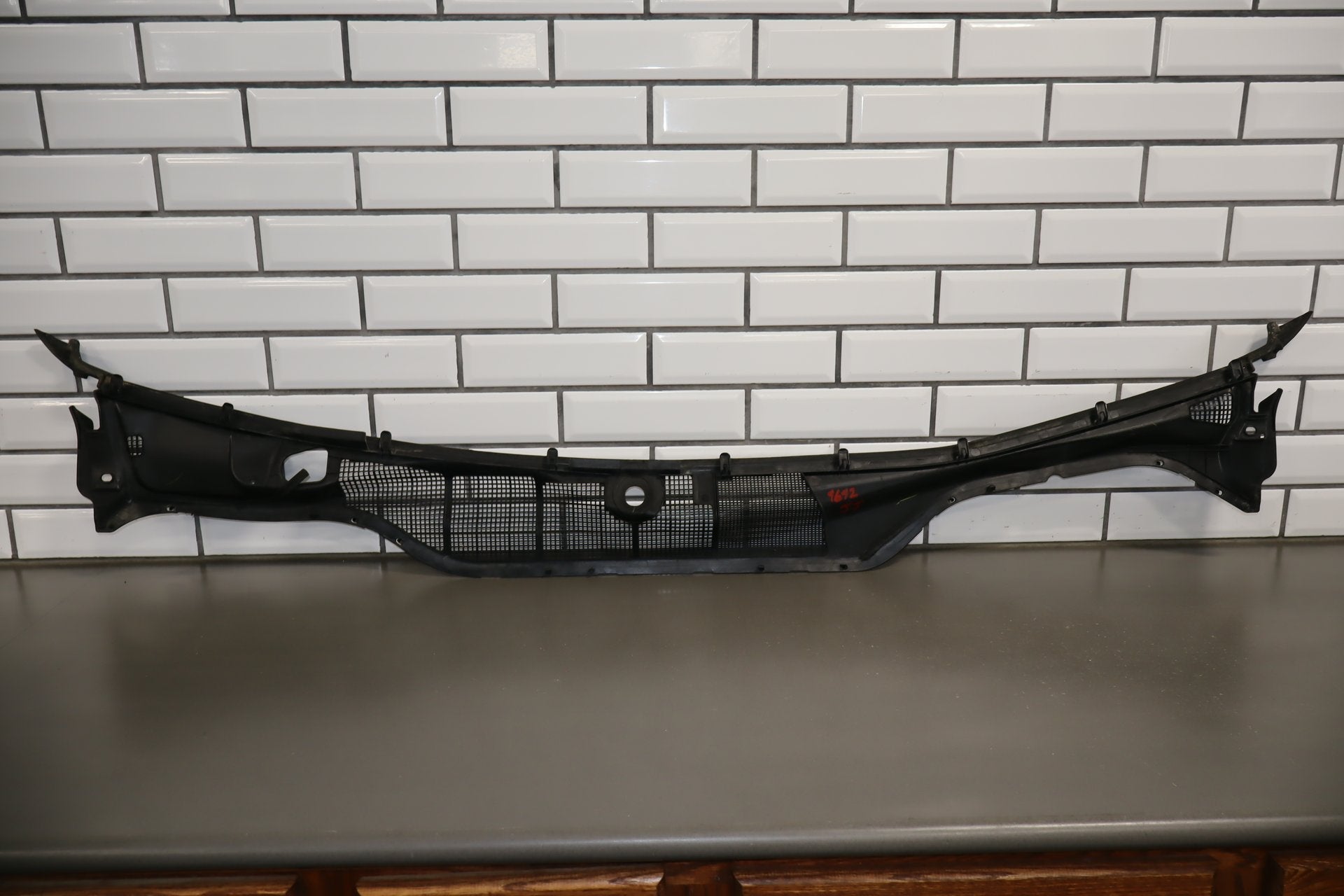 2004-2006 Lexus LS430 Cowl Vent Panel OEM
