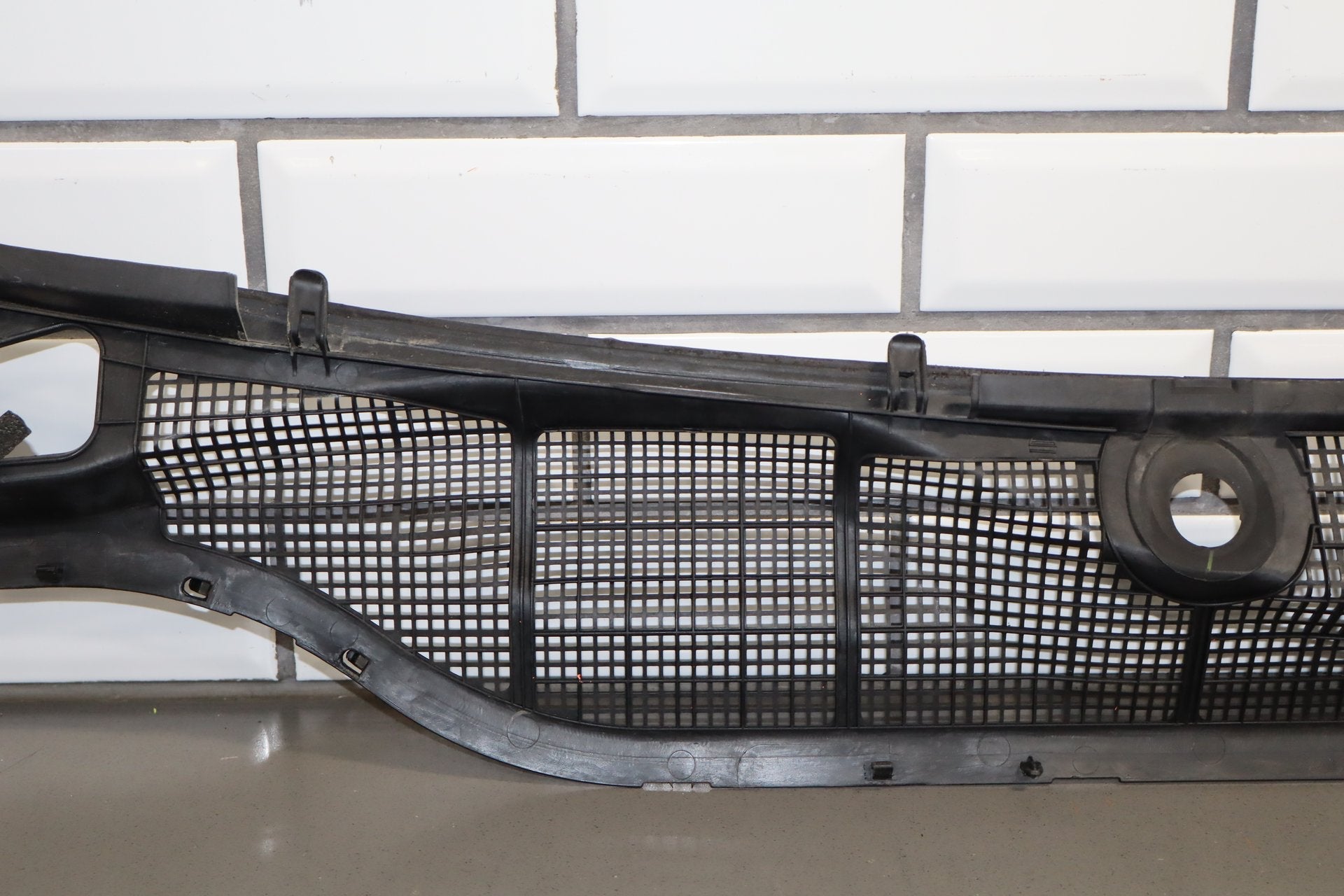 2004-2006 Lexus LS430 Cowl Vent Panel OEM