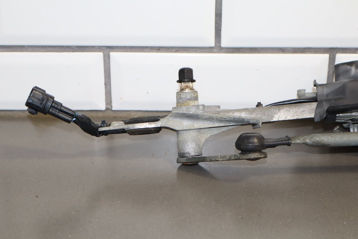 2004-2006 Lexus LS430 Front Wiper Motor OEM