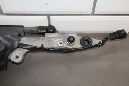 2004-2006 Lexus LS430 Front Wiper Motor OEM