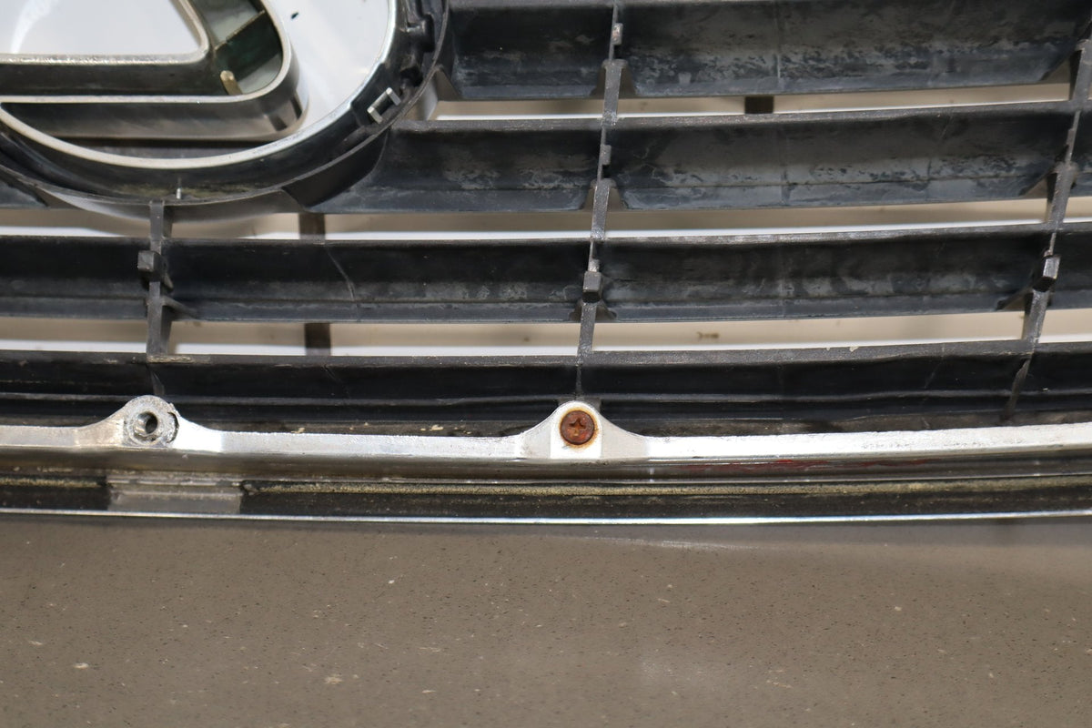 2004-2006 Lexus LS430 Grille OEM