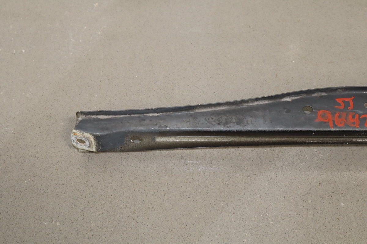 2004-2006 Lexus LS430 Radiator Core Support