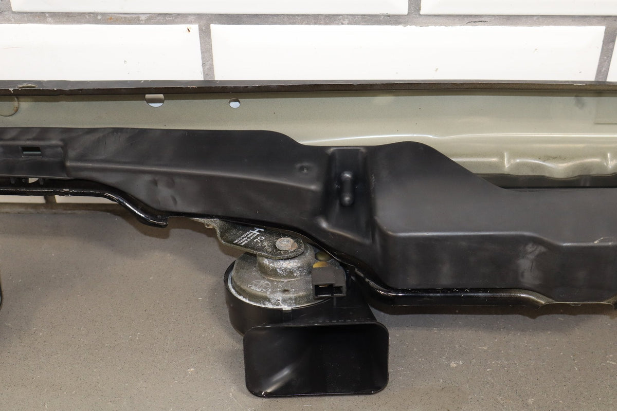 2004-2006 Lexus LS430 Radiator Core Support