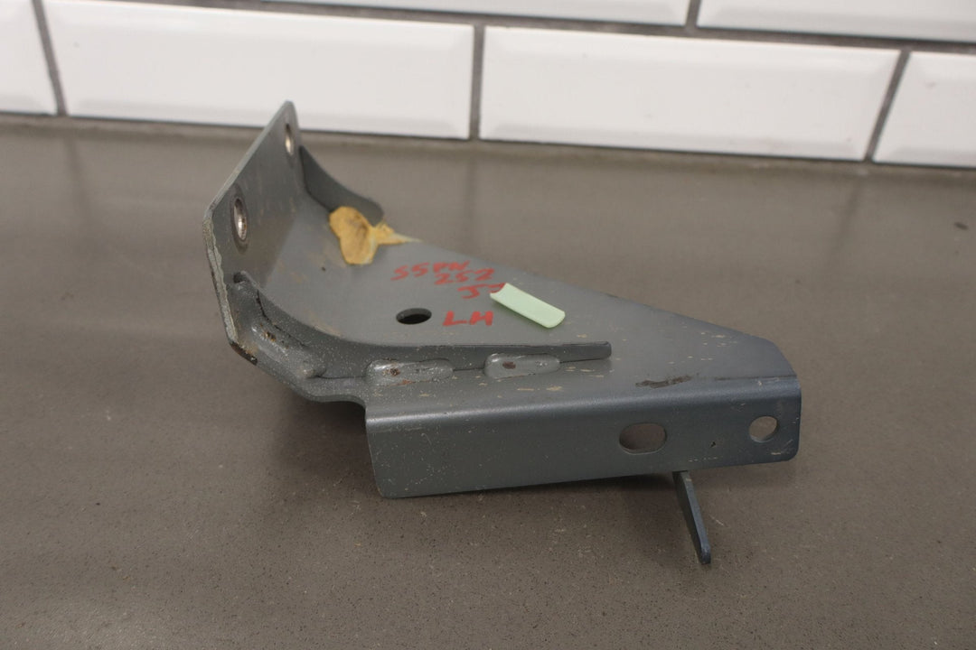 2004 - 2006 Pontiac GTO (2 - Door) 18 Gallon Gasoline Fuel Tank Cross Brace W/Mounts
