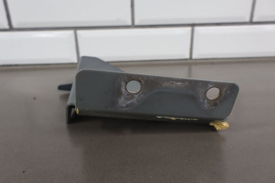 2004 - 2006 Pontiac GTO (2 - Door) 18 Gallon Gasoline Fuel Tank Cross Brace W/Mounts