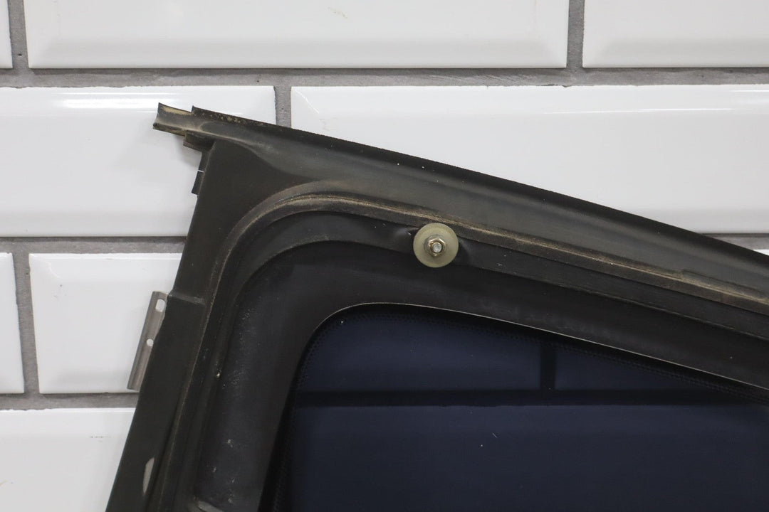 2004 - 2006 Pontiac GTO 2 - Door Right Passenger Quarter Window Glass