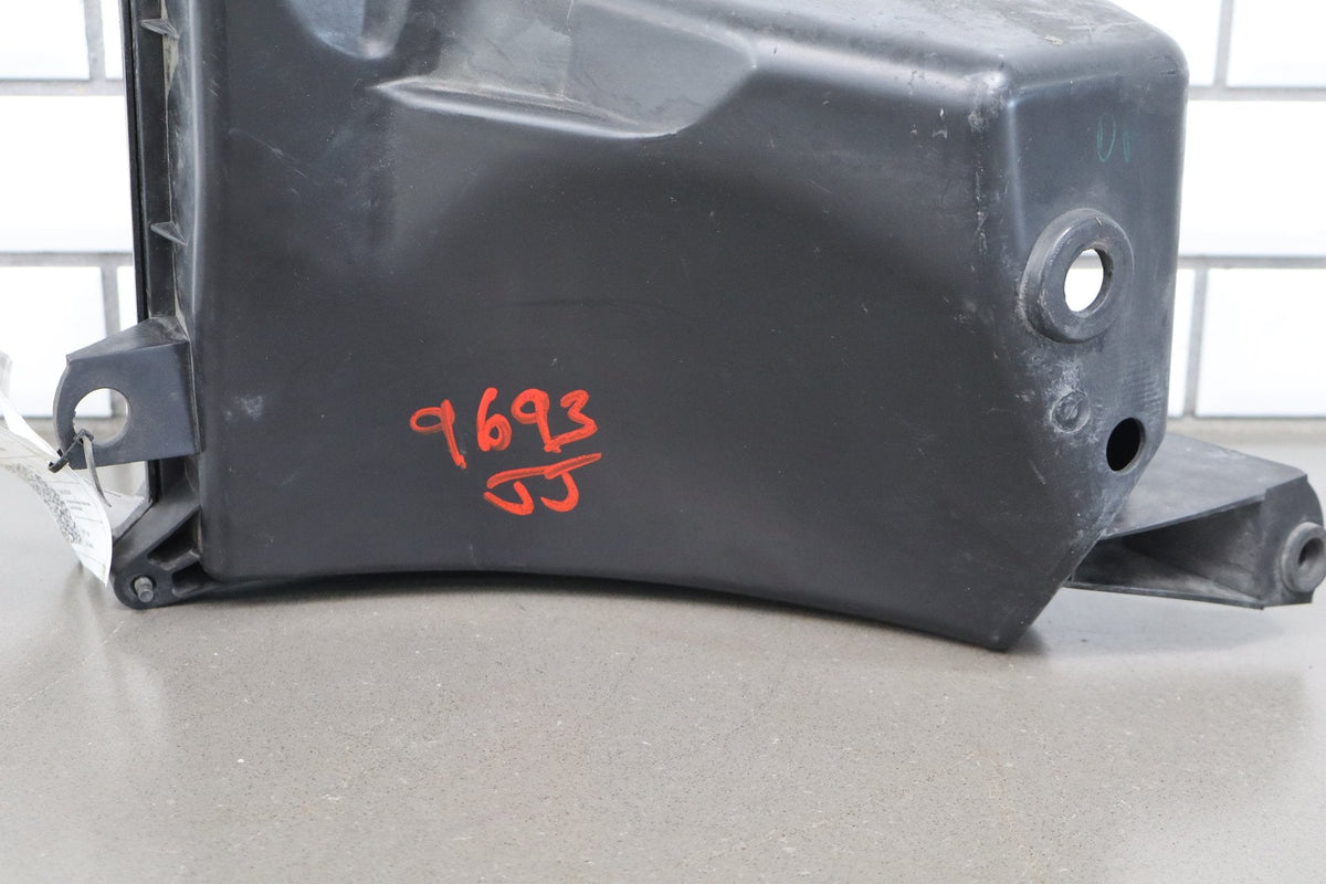 2004-2006 Pontiac GTO 5.7L 6.0L LS1 LS2 Air Cleaner OEM