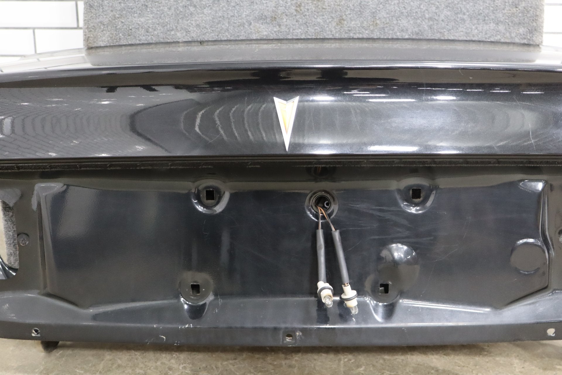 2004-2006 Pontiac GTO 92164465 Phantom Black