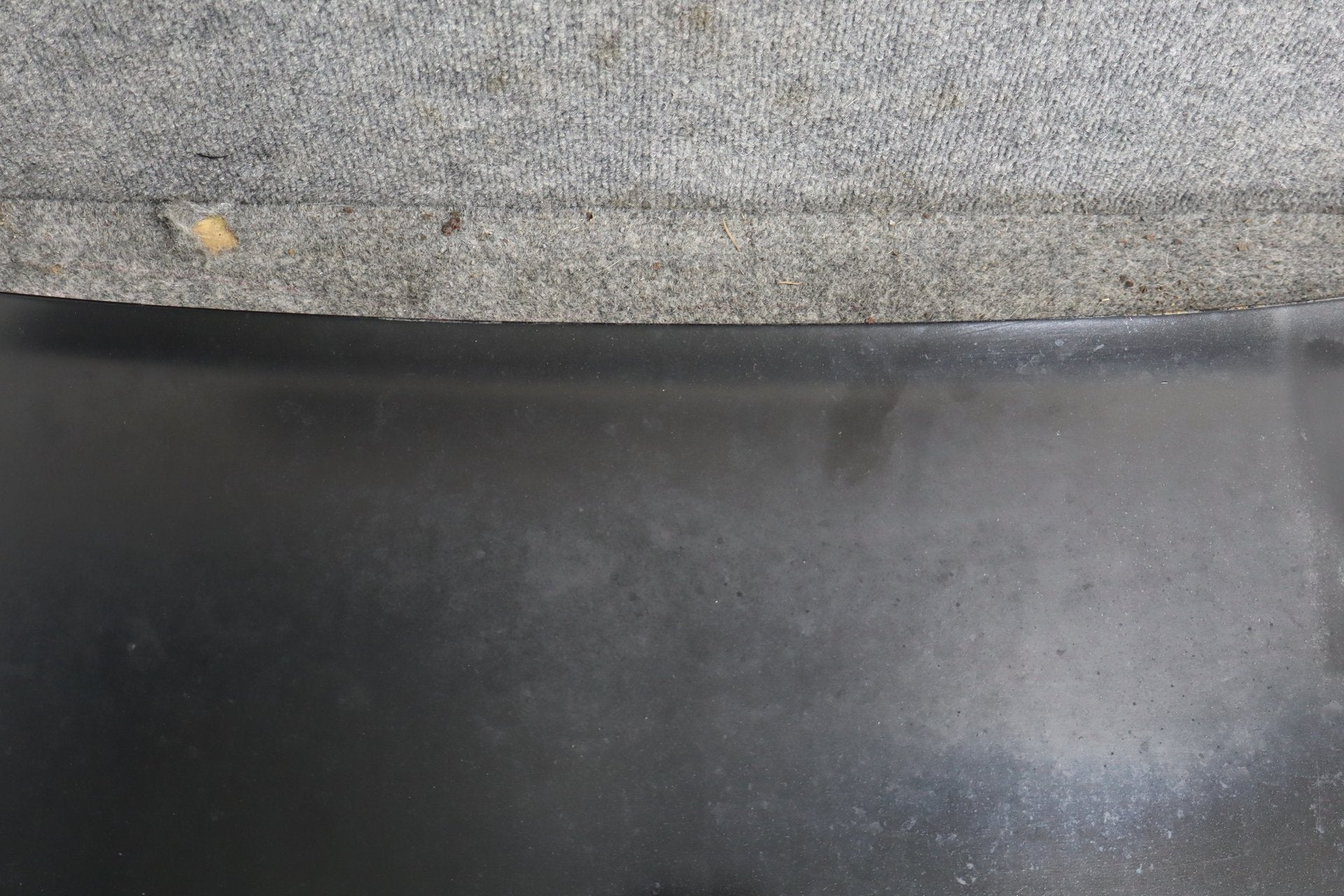2004-2006 Pontiac GTO 92164465 Phantom Black