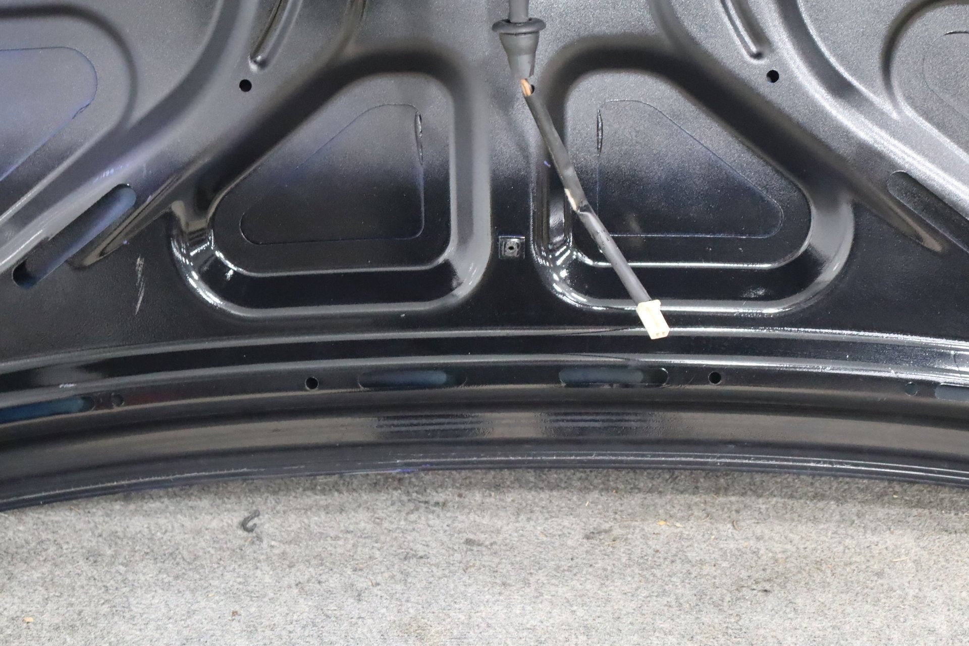2004-2006 Pontiac GTO 92164465 Phantom Black