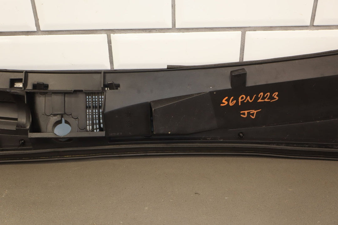 2004 - 2006 Pontiac GTO - Cowl Vent Panel (2 Pieces)