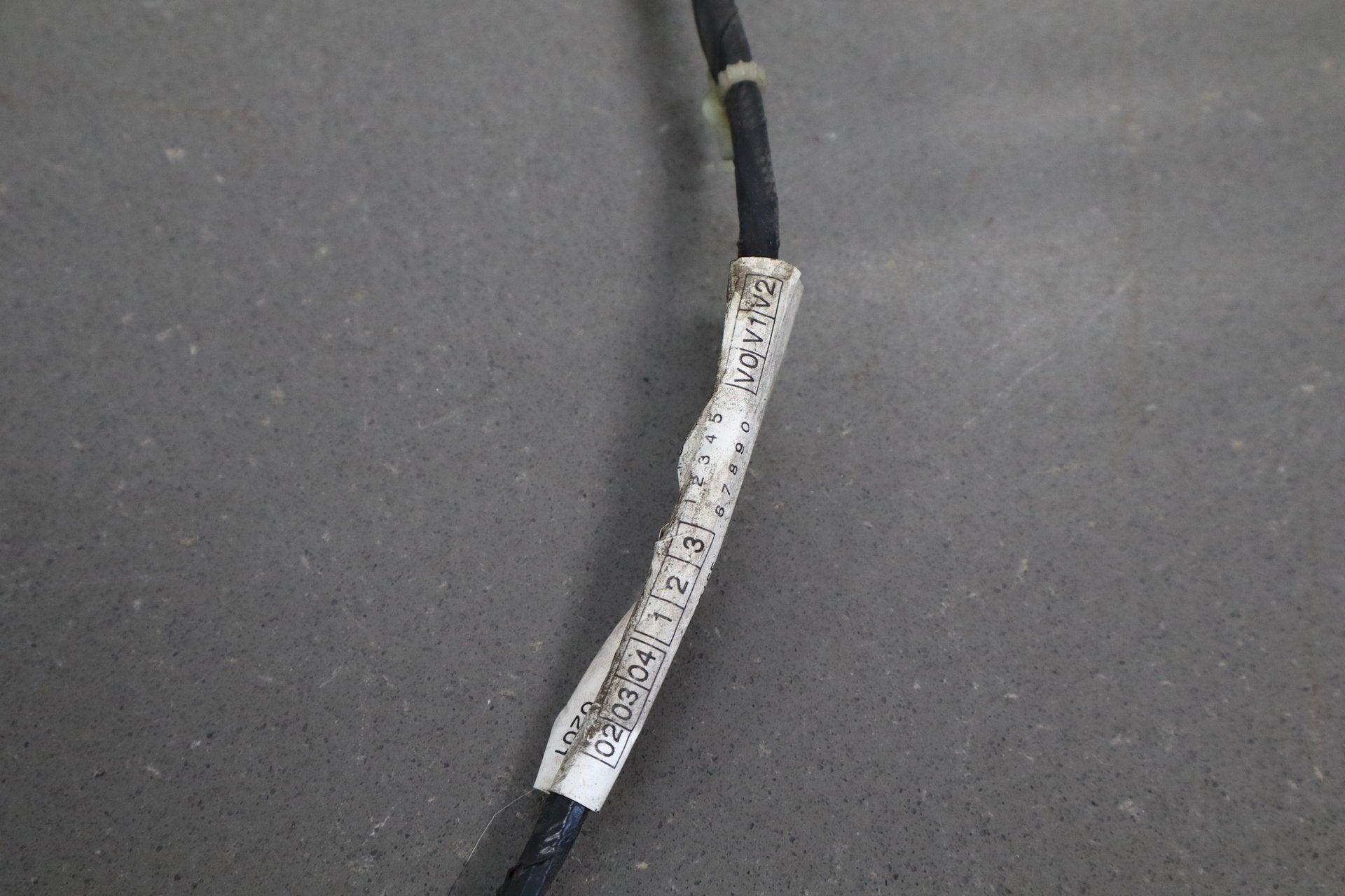 2004-2006 Pontiac GTO Driver Left Door Wiring Harness OEM