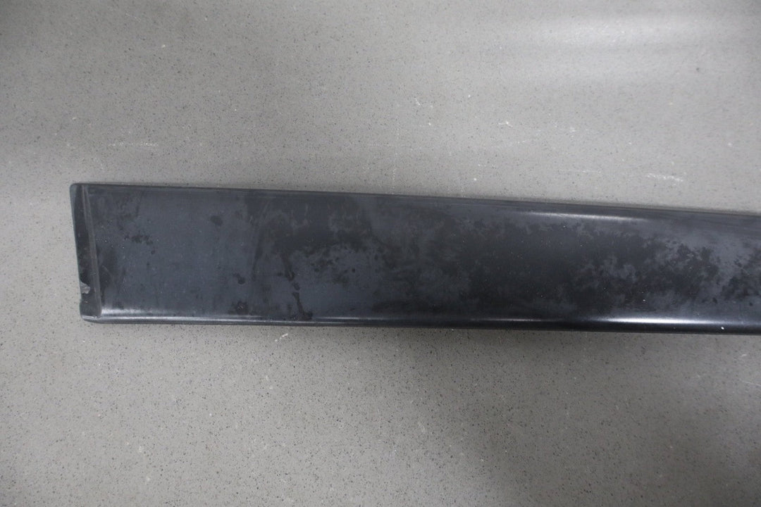 2004 - 2006 Pontiac GTO - Exterior Driver Left B Pillar Trim 92093111