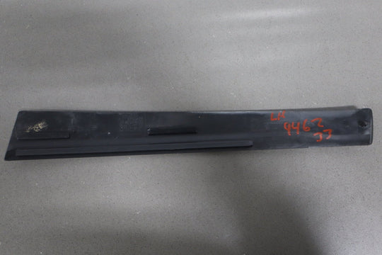 2004 - 2006 Pontiac GTO - Exterior Driver Left B Pillar Trim 92093111