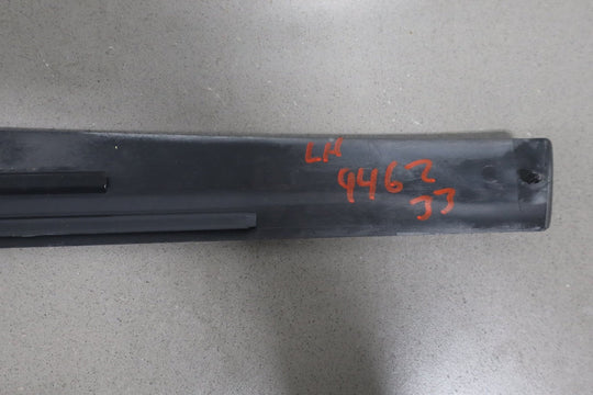 2004 - 2006 Pontiac GTO - Exterior Driver Left B Pillar Trim 92093111