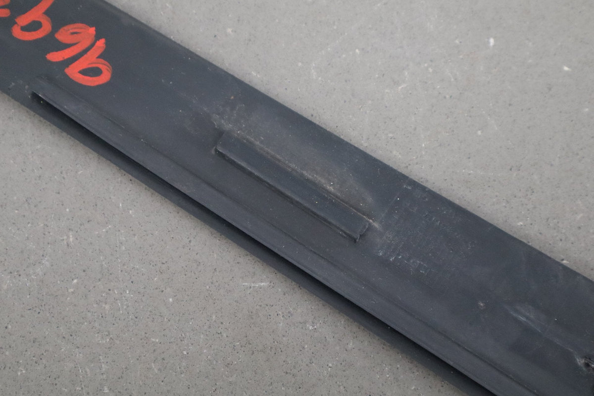 2004-2006 Pontiac GTO - Exterior Passenger Right B Pillar Trim