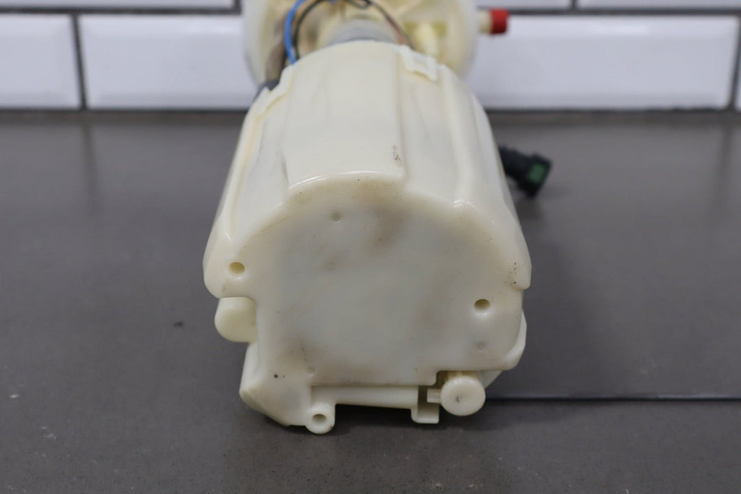2004 - 2006 Pontiac GTO - Fuel Pump