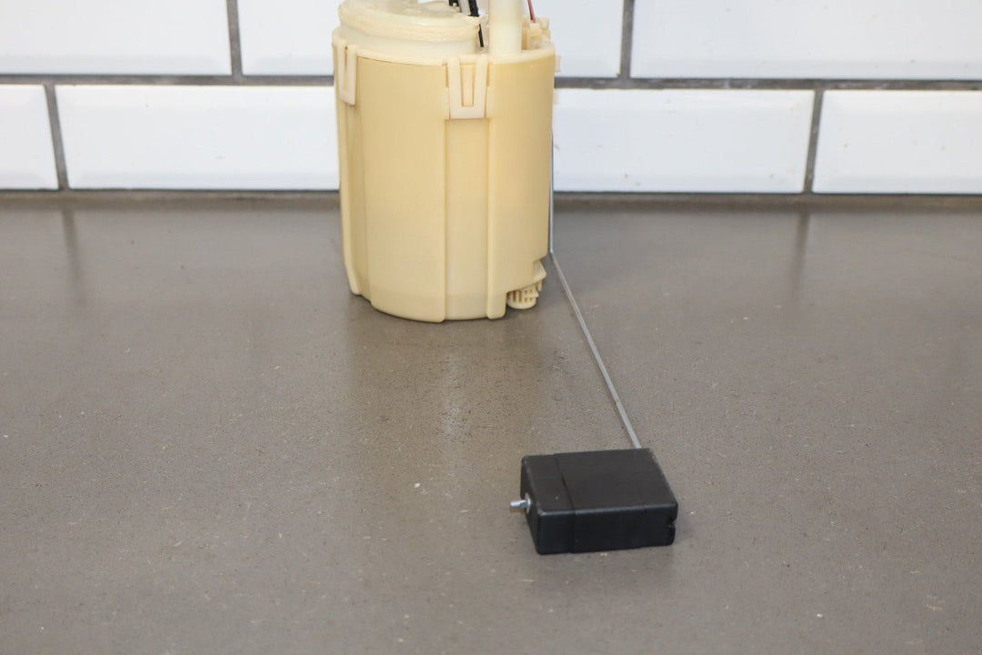 2004 - 2006 Pontiac GTO - Fuel Pump