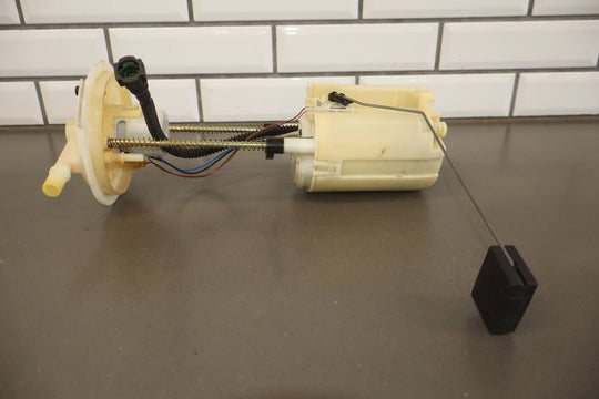 2004 - 2006 Pontiac GTO - Fuel Pump