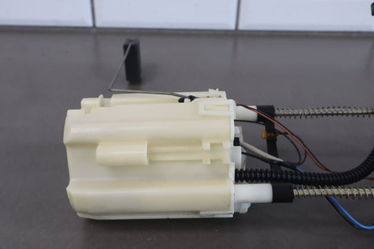 2004 - 2006 Pontiac GTO - Fuel Pump