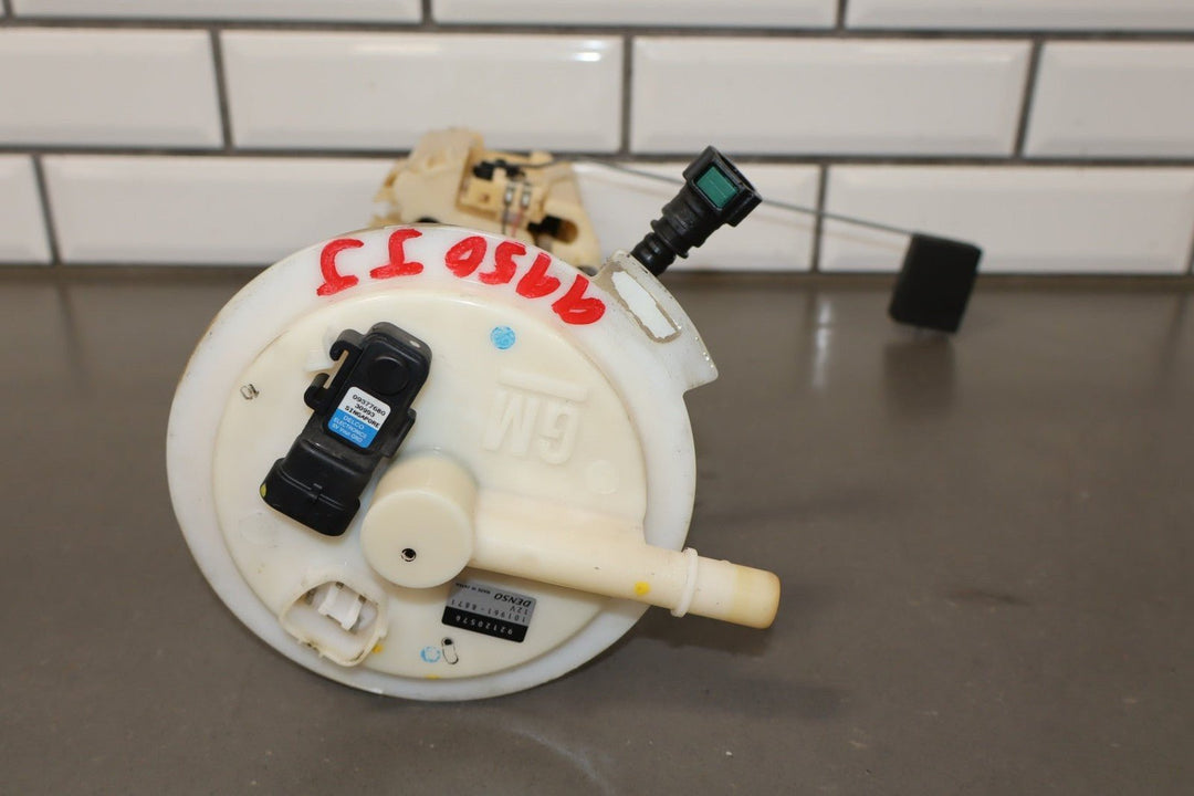 2004 - 2006 Pontiac GTO - Fuel Pump