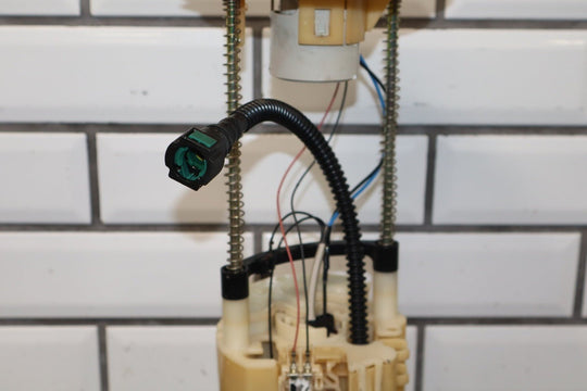 2004 - 2006 Pontiac GTO - Fuel Pump
