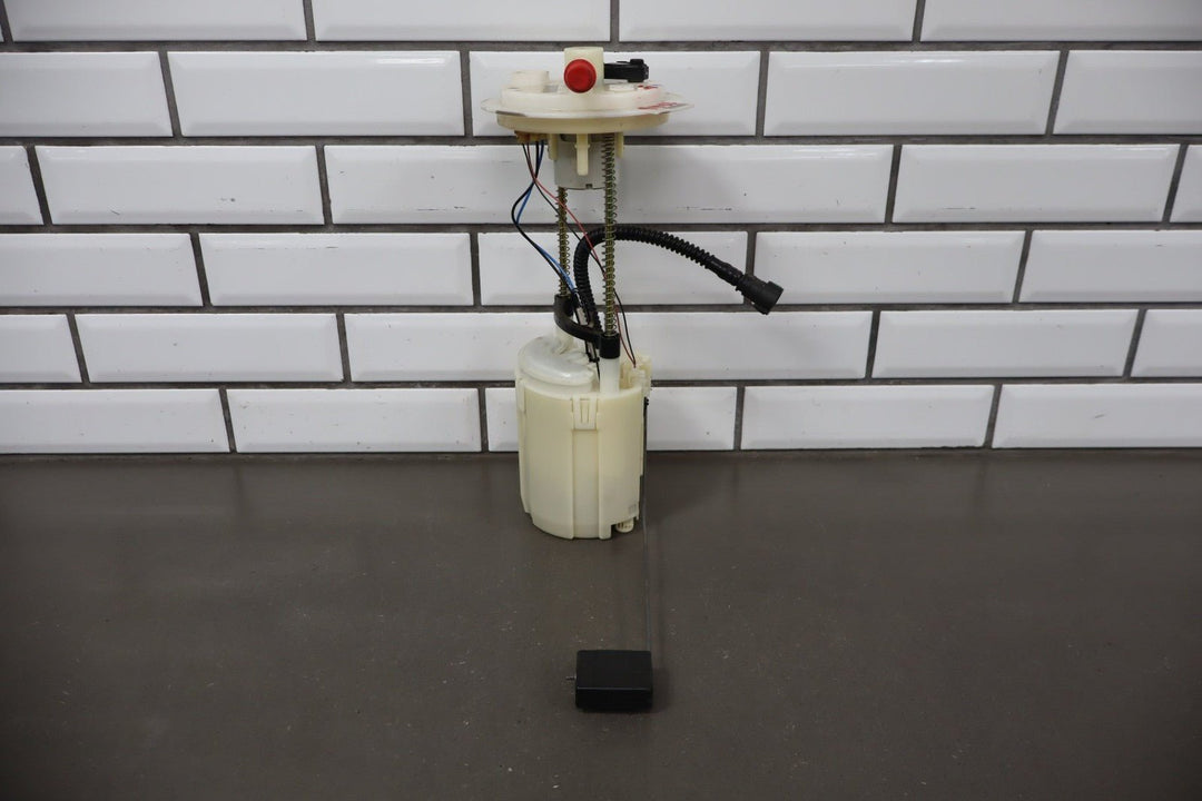 2004 - 2006 Pontiac GTO - Fuel Pump