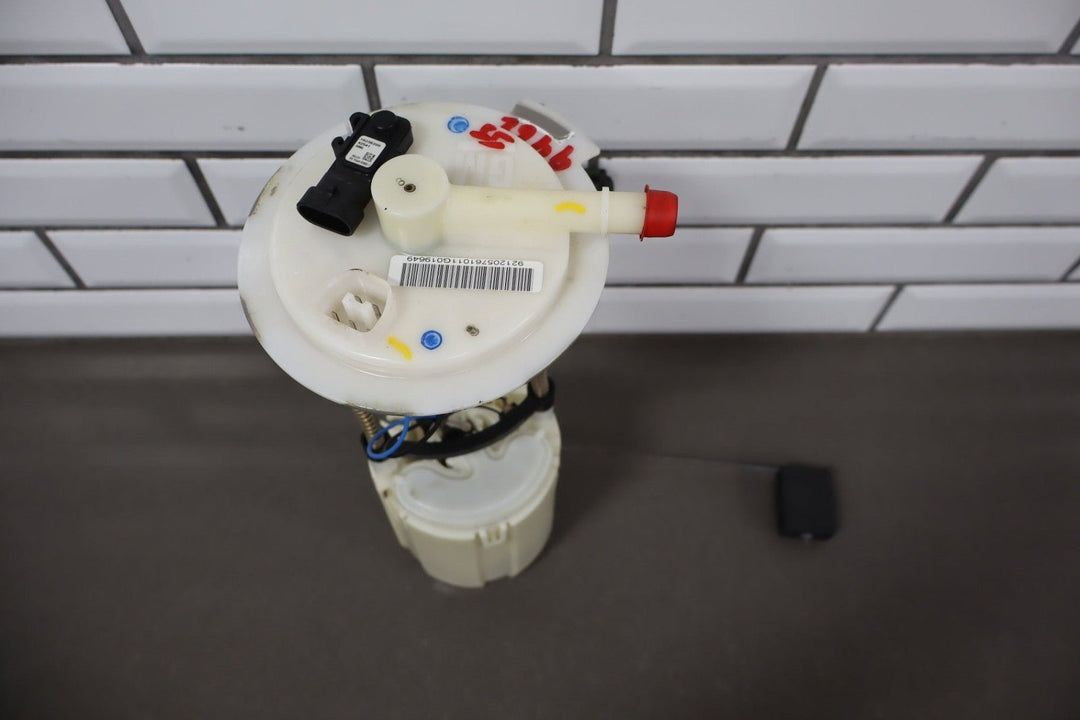 2004 - 2006 Pontiac GTO - Fuel Pump