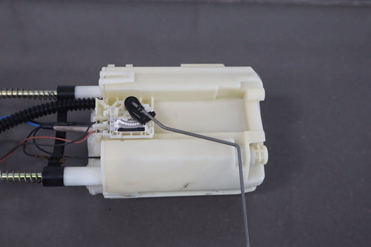 2004 - 2006 Pontiac GTO - Fuel Pump