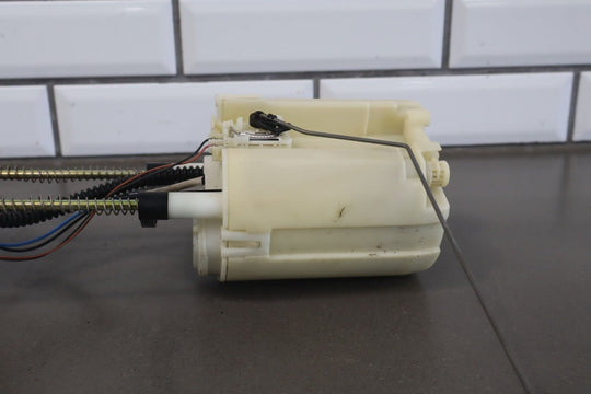 2004 - 2006 Pontiac GTO - Fuel Pump